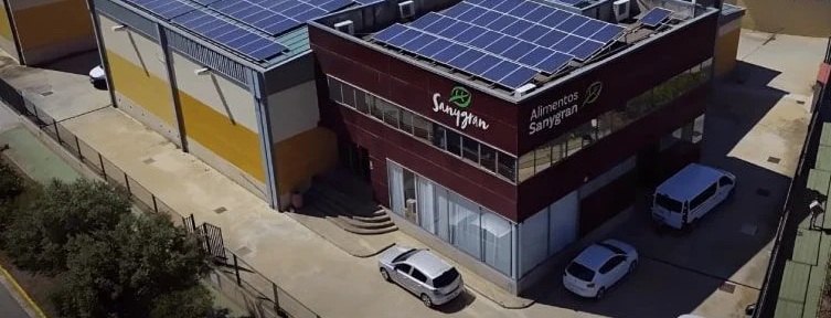 Imagen de la planta de Sanygram en caso de éxito de gestión de mantenimiento con DIMO Maint MX